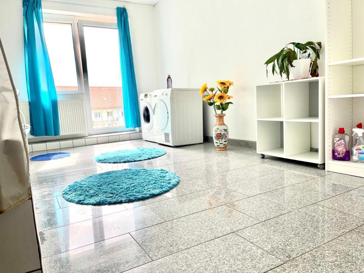 שקאודיטז #World Monteurzimmer מראה חיצוני תמונה